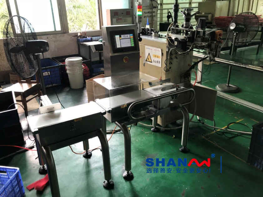 大長(zhǎng)江集團(tuán) 豪爵摩托 采購(gòu)善安金屬檢測(cè)機(jī)1.jpg